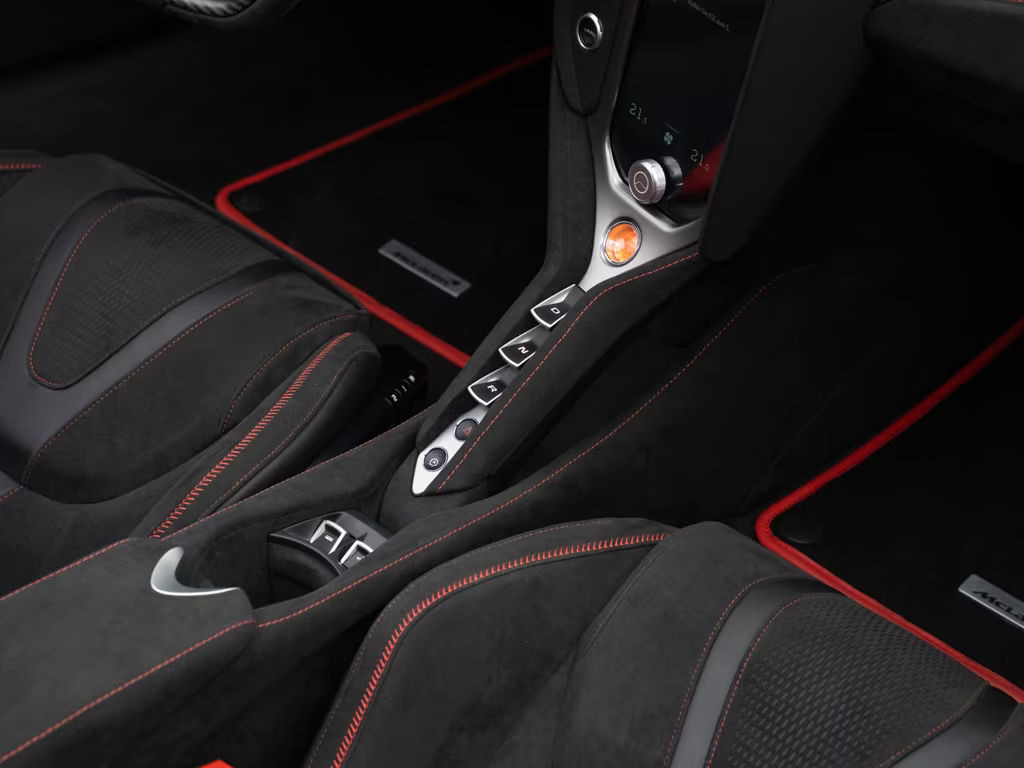 McLaren 750S