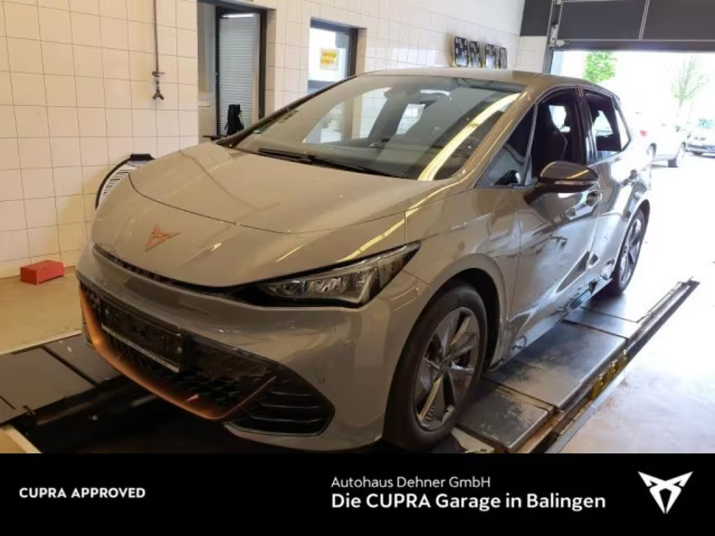 Cupra Born 204PS/62kWh 5JGAR+CARPLAY+PDC+KESSY+KLIMA