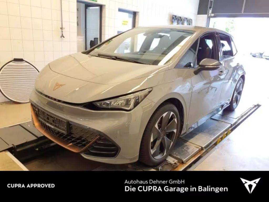 Cupra Born 204PS/62kWh 5JGAR+GJR+CARPLAY+KEYLESS+PDC