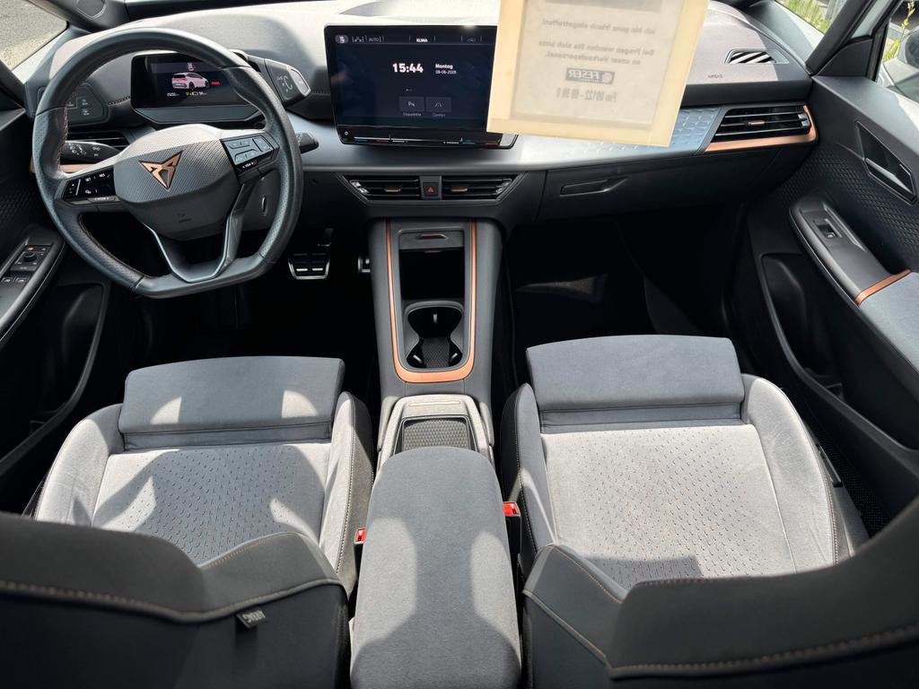 Cupra Born