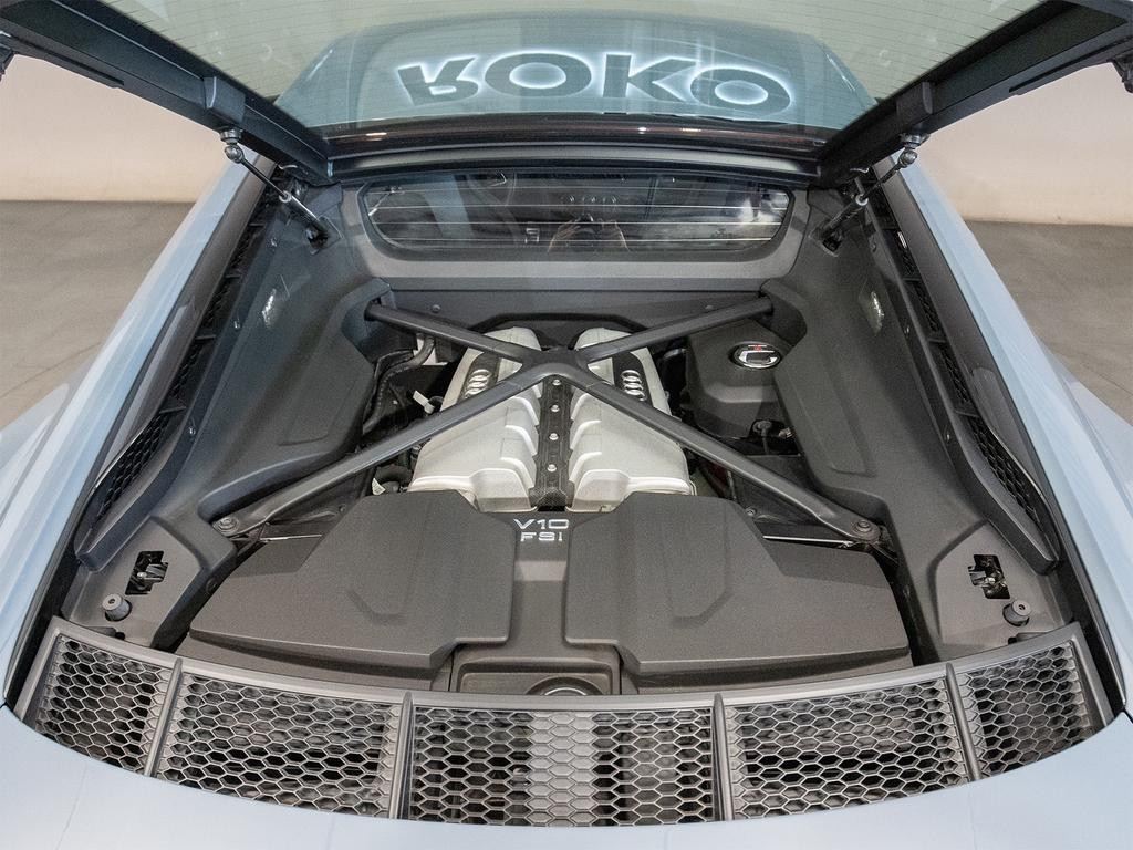 Audi R8