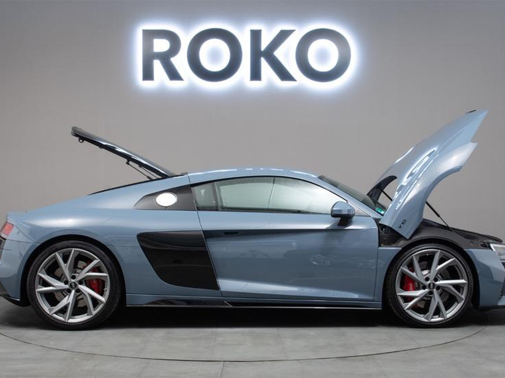 Audi R8
