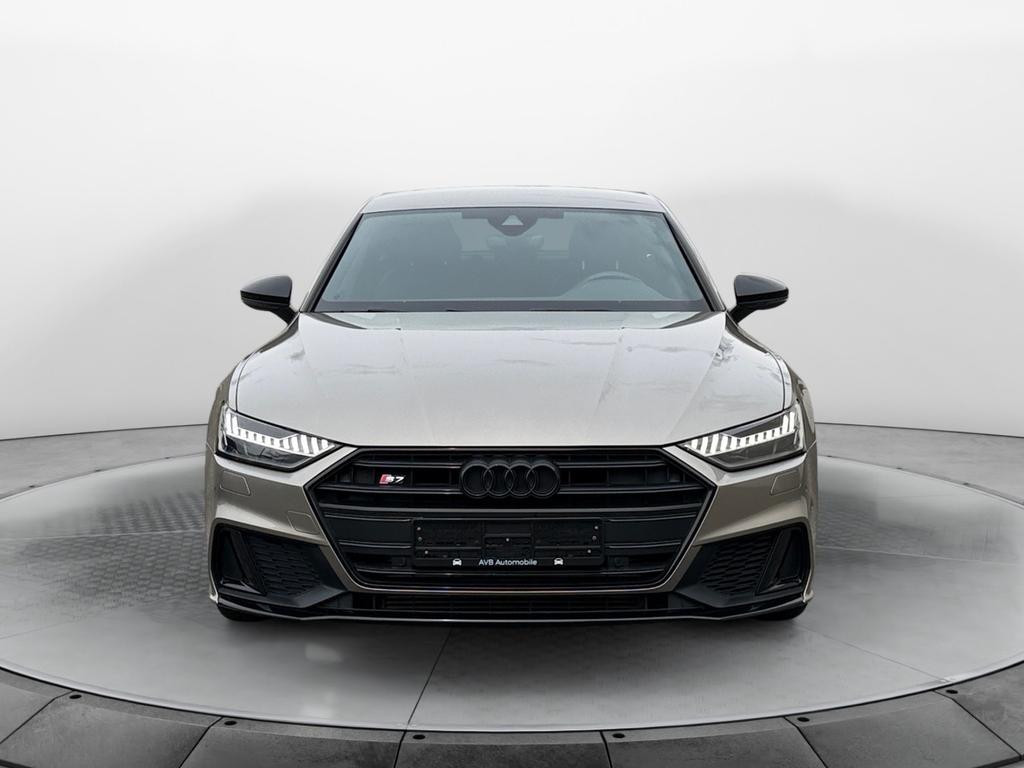 Audi S7