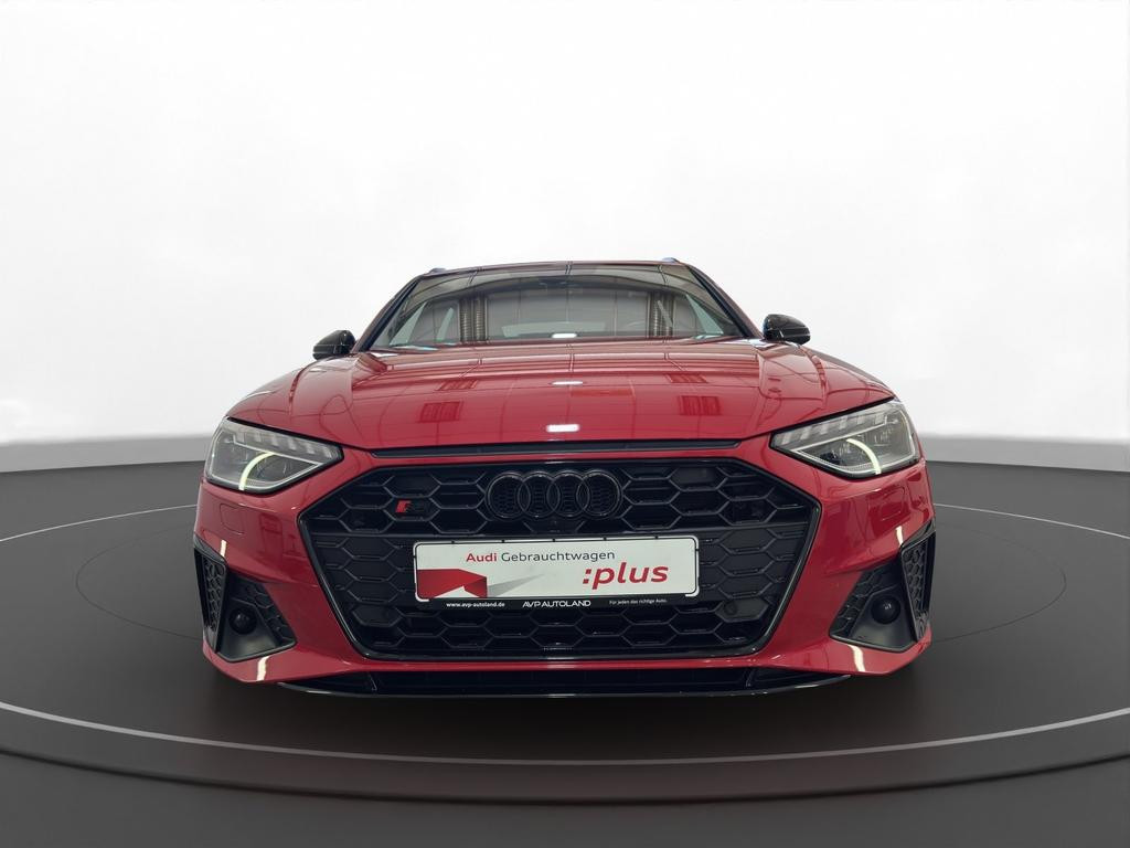 Audi S4