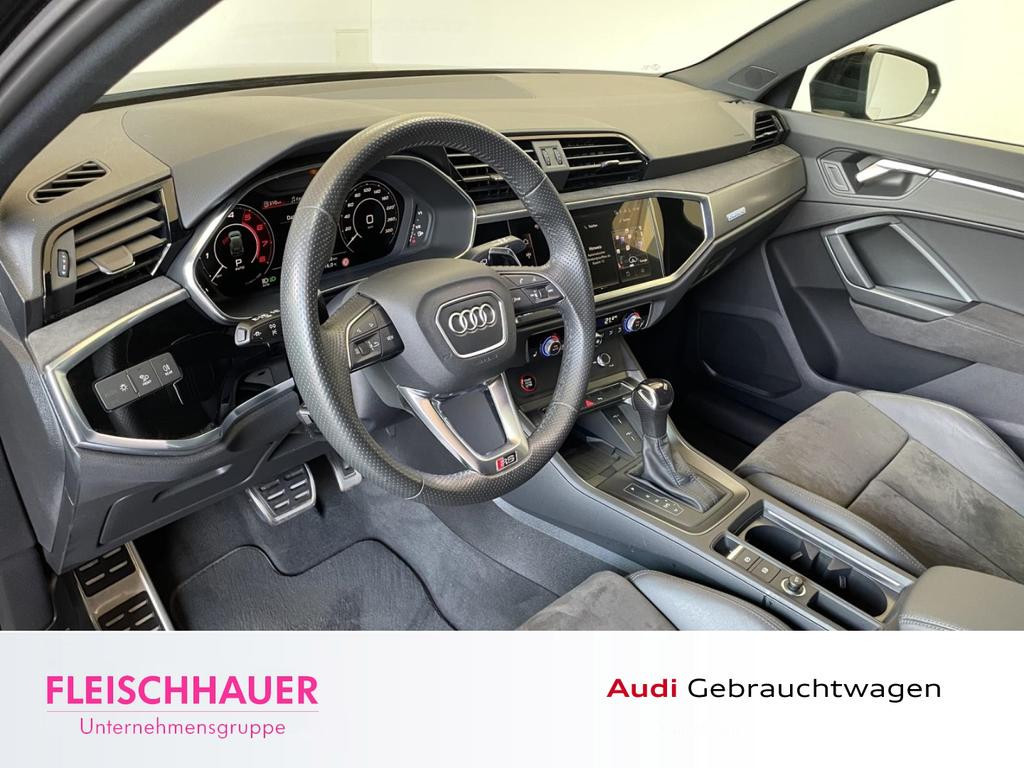 Audi RS Q3