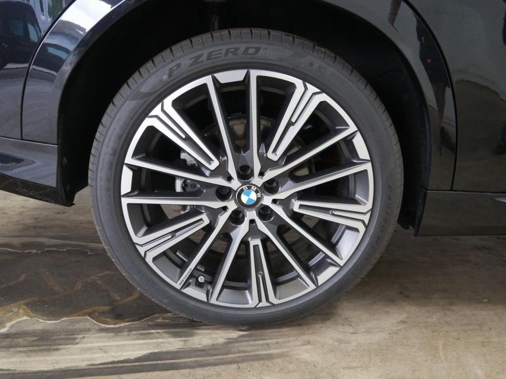 BMW iX2