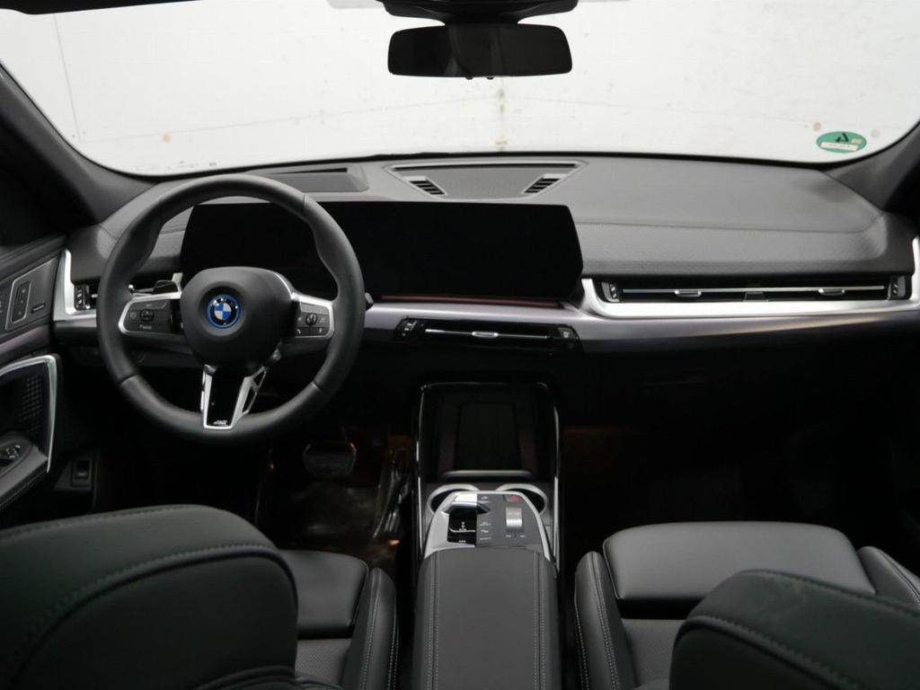 BMW iX2