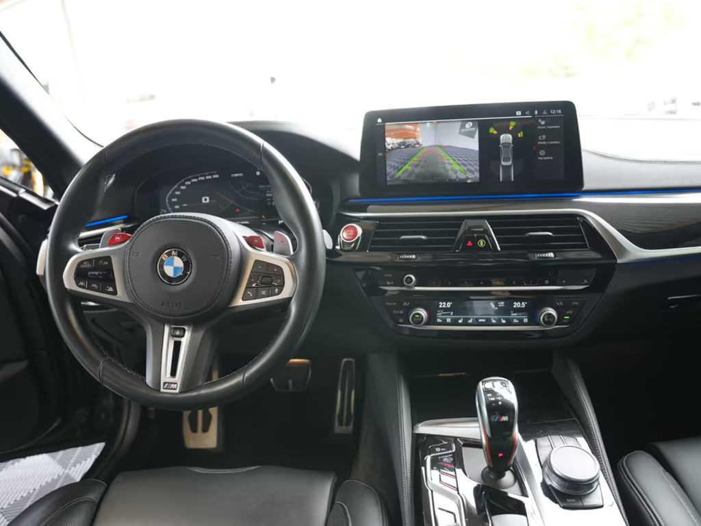 BMW M5
