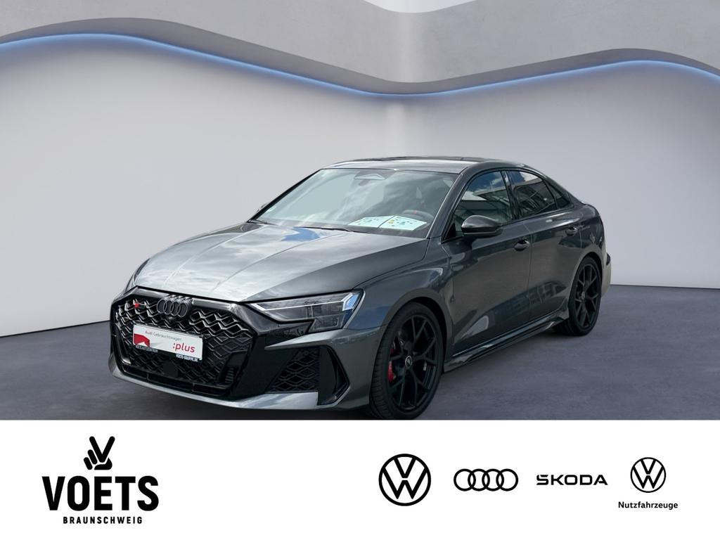Audi RS3 Sedan S-Tronic