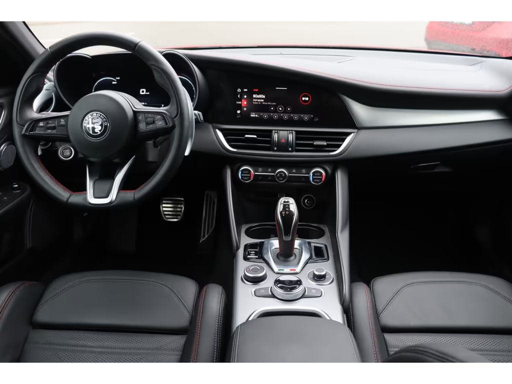 Alfa Romeo Giulia