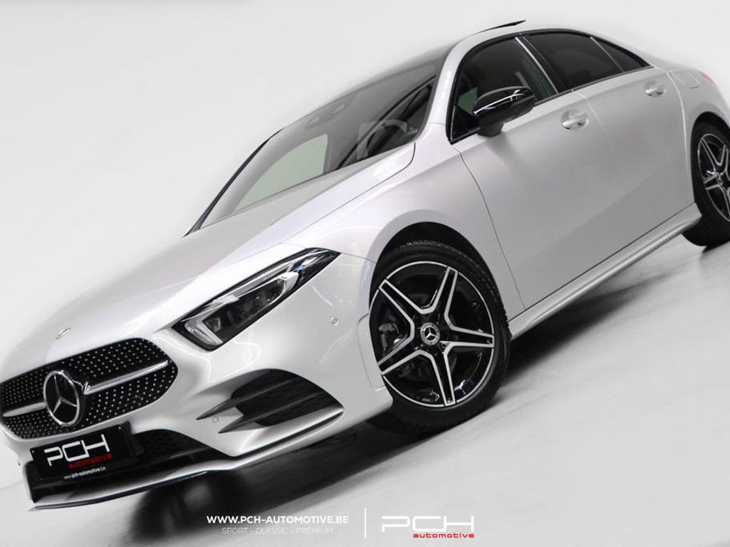 Mercedes-Benz CLA-Klasse CLA 220 AMG Line Sedan