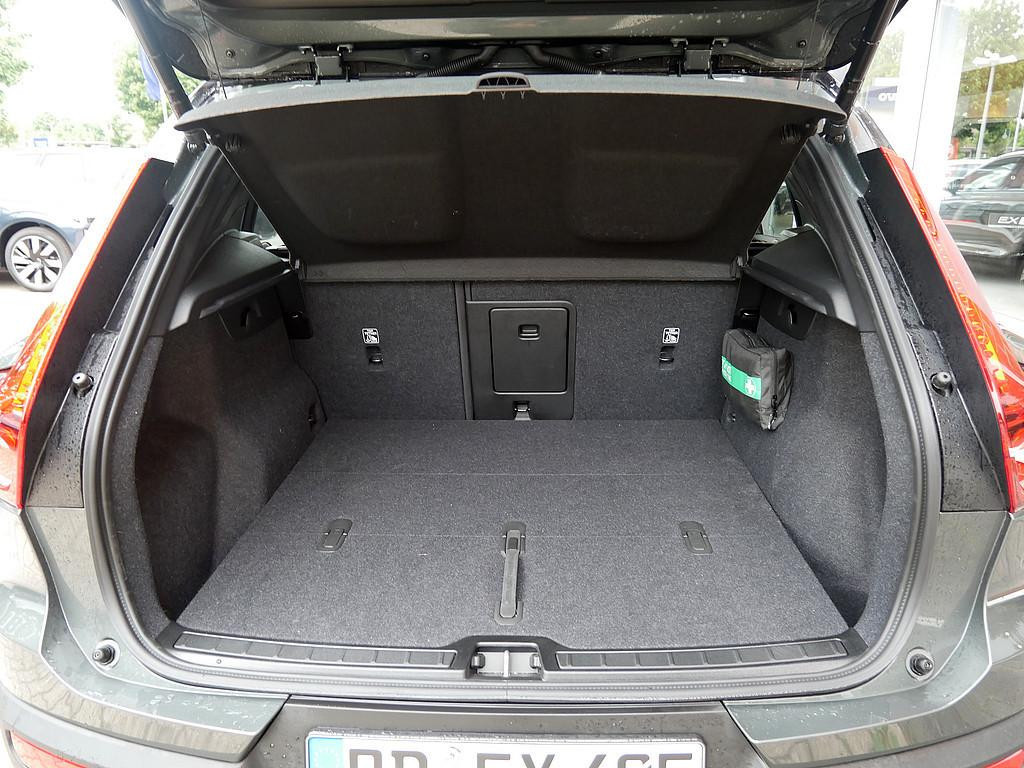 Volvo EX40