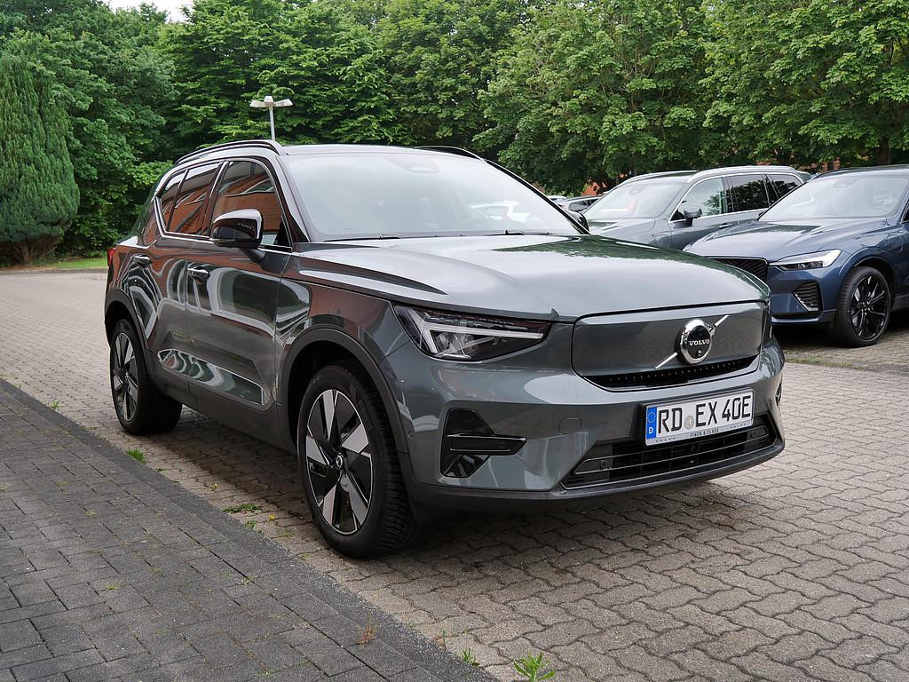 Volvo EX40