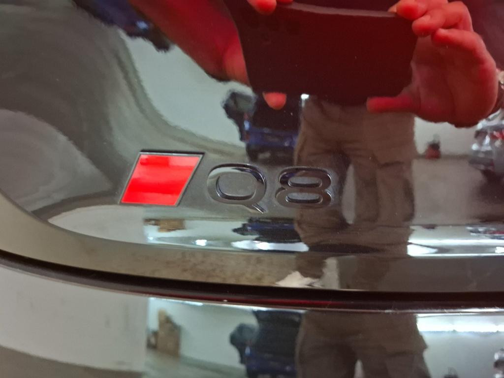 Audi Q8 e-tron