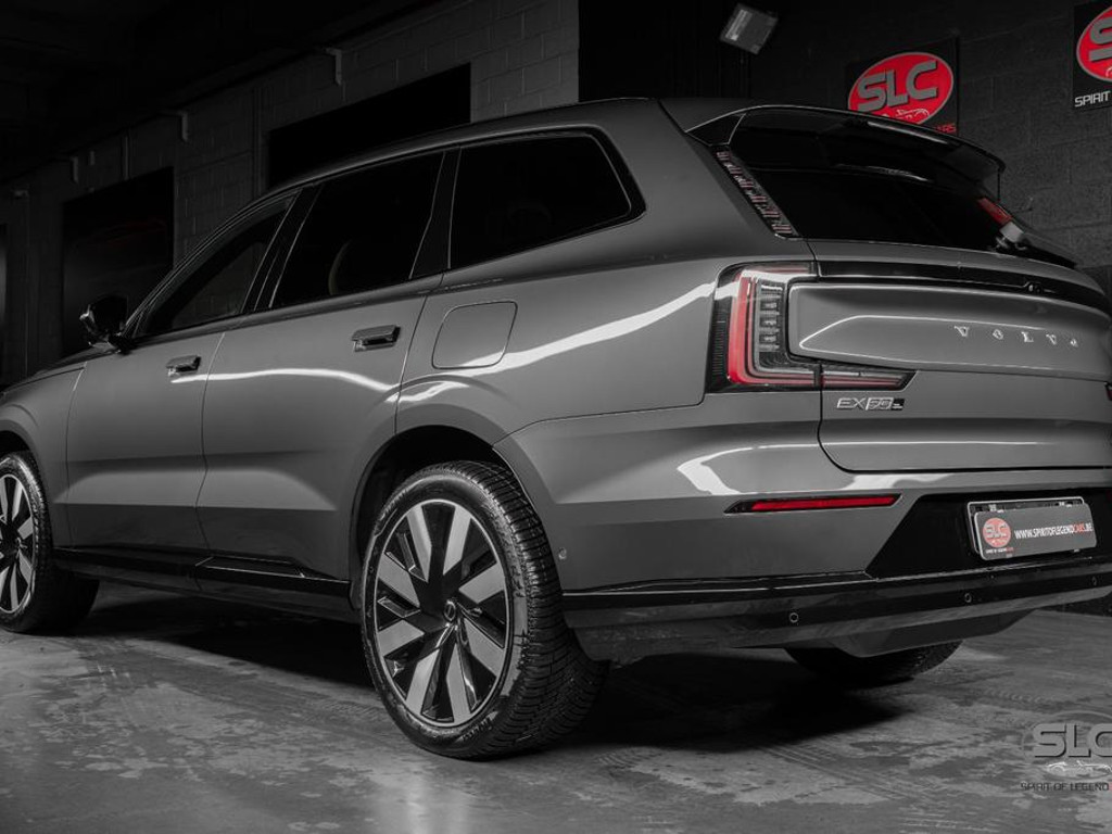 Volvo EX90