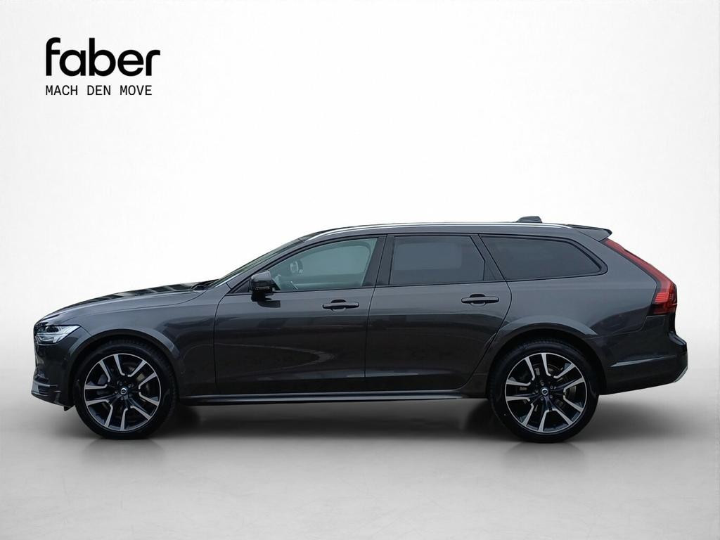 Volvo V90 Cross Country