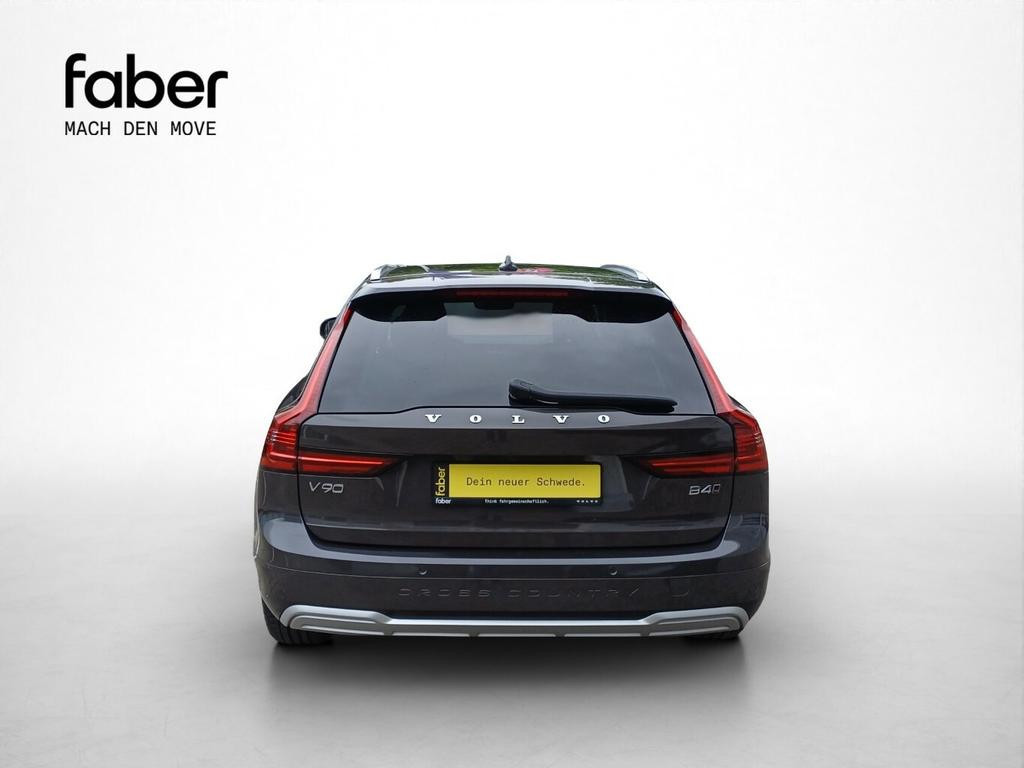 Volvo V90 Cross Country