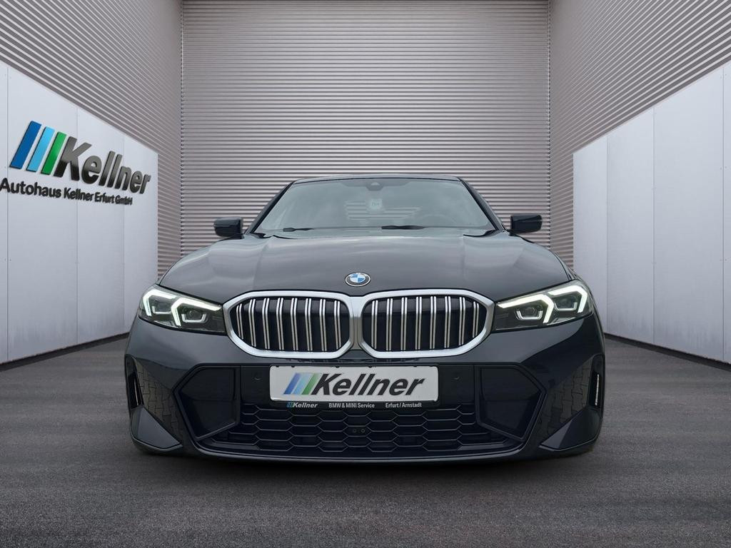 BMW 3 Serie 320 M-Sport Sedan 320i