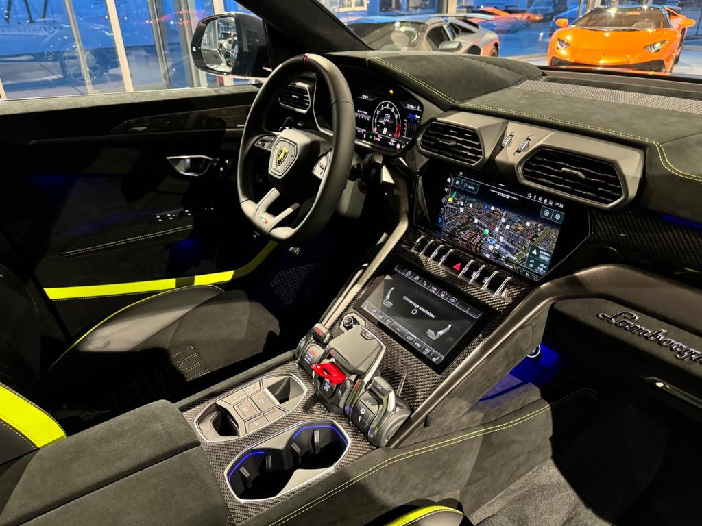 Lamborghini Urus