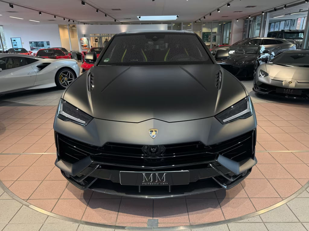 Lamborghini Urus Performante
