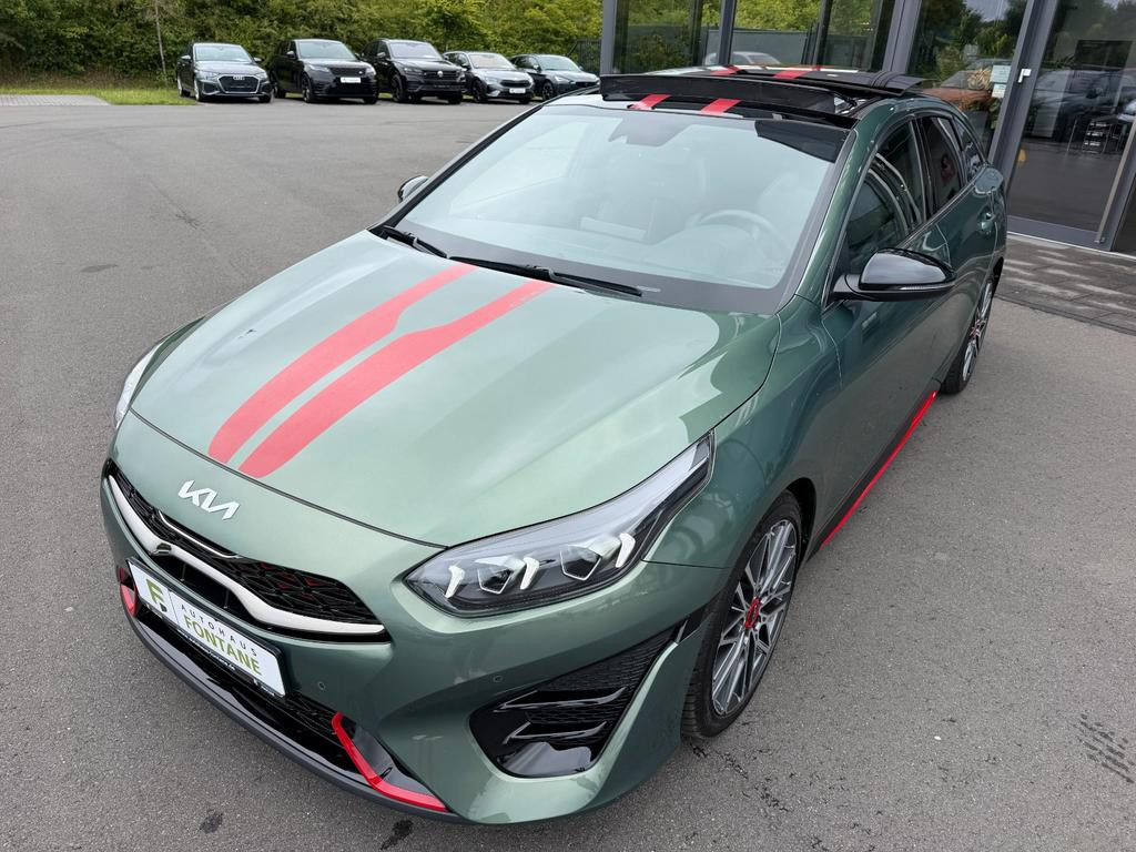Kia ProCeed