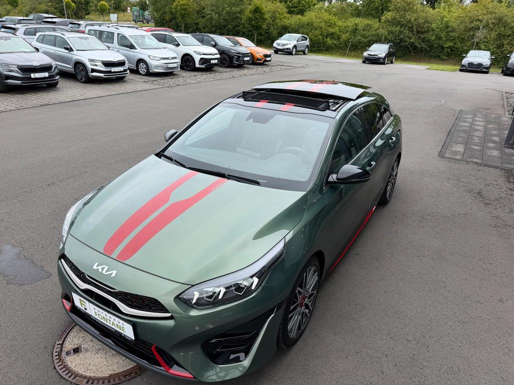 Kia ProCeed
