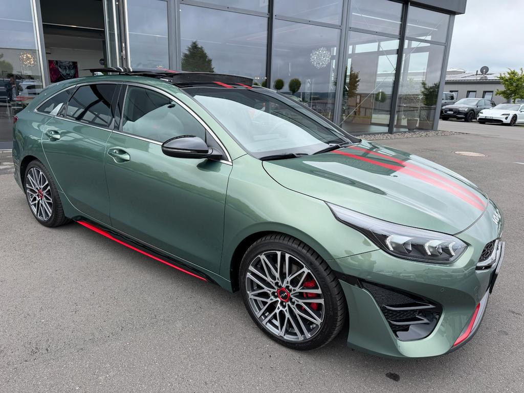 Kia ProCeed