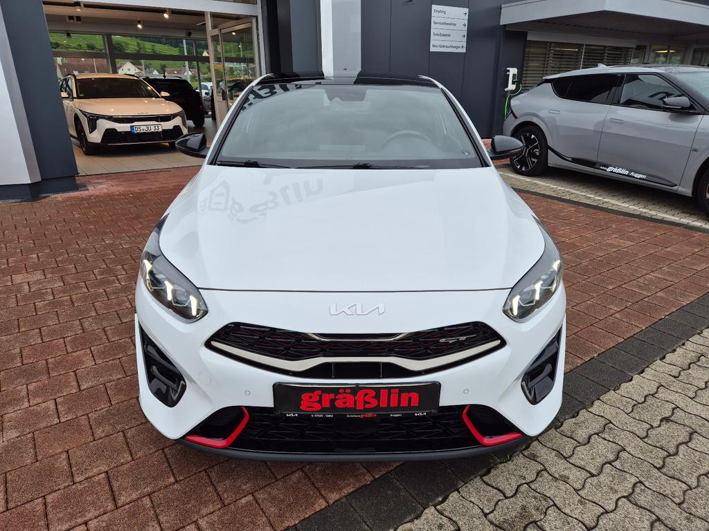Kia ProCeed