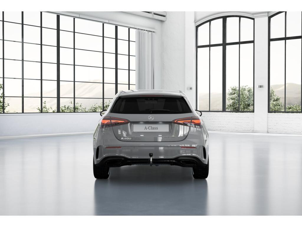 Mercedes-Benz A-Klasse A 200 AMG Line Hatchback