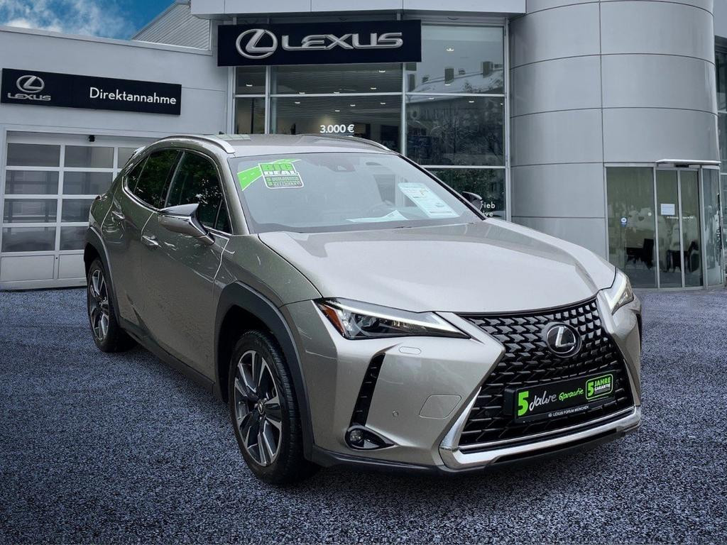 Lexus UX