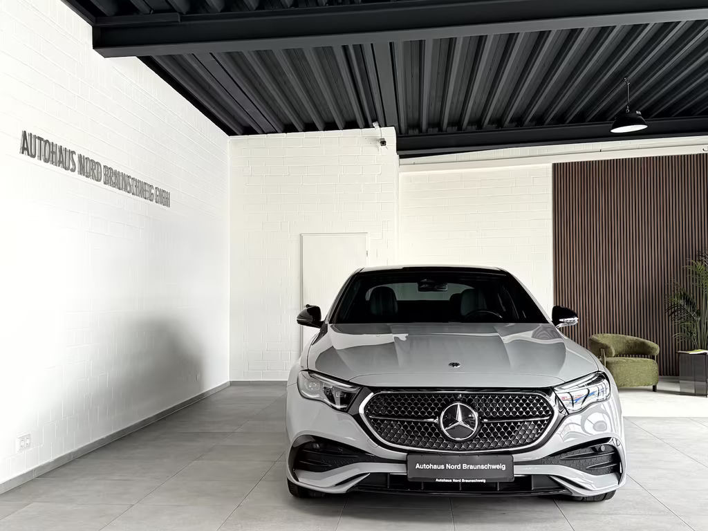 Mercedes-Benz E-Klasse E 220 AMG Line E 220 d Sedan