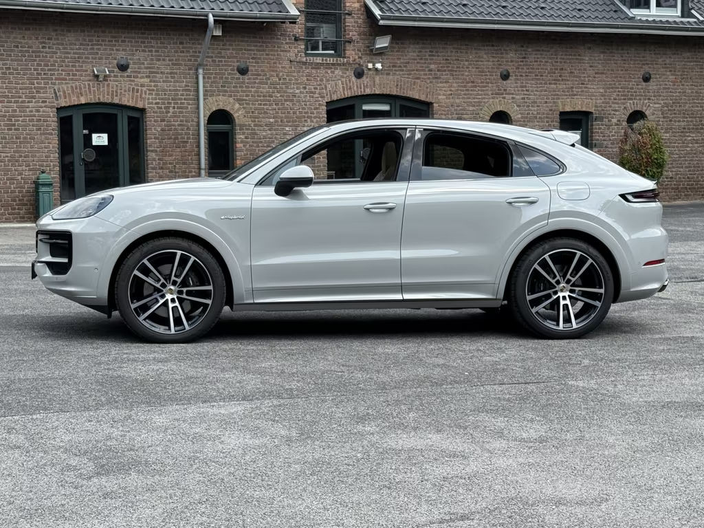 Porsche Cayenne E-Hybrid Coupé