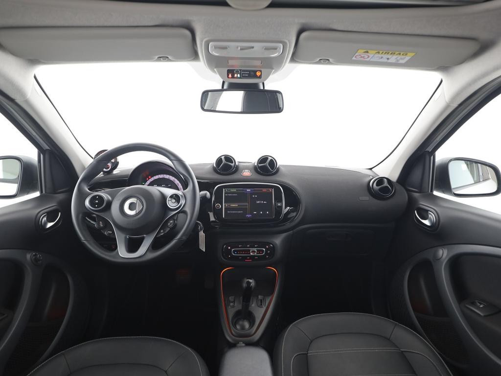 Smart EQ forfour