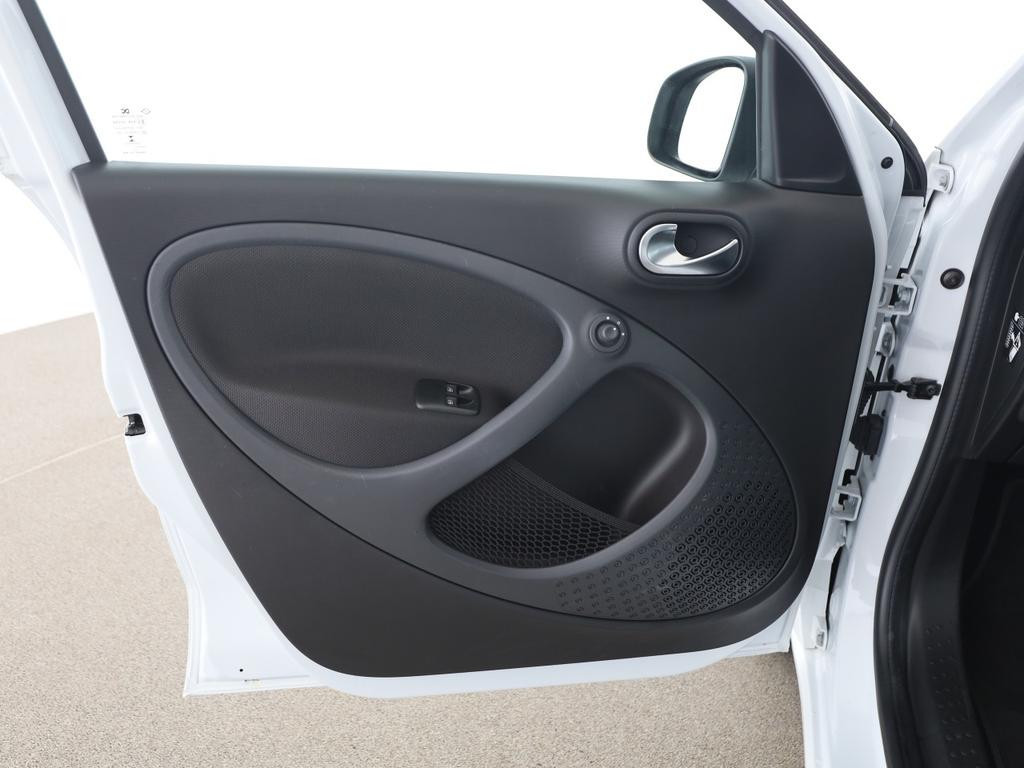 Smart EQ forfour