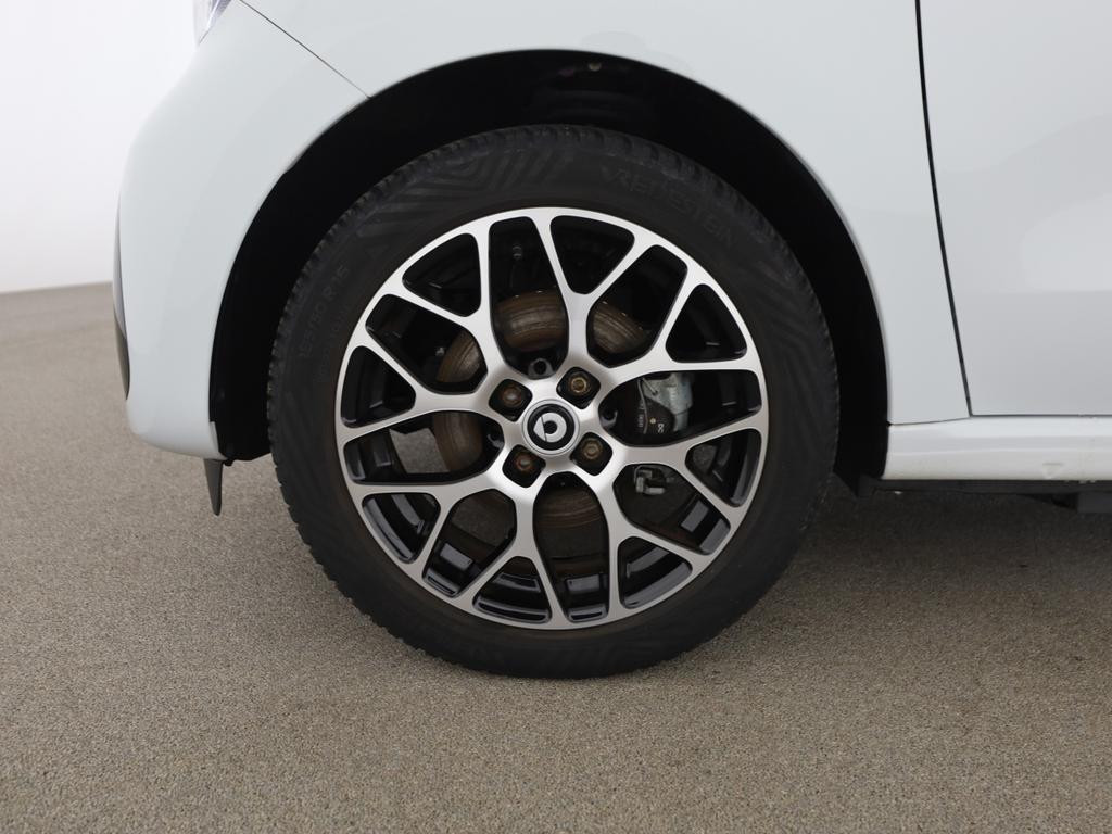Smart EQ forfour