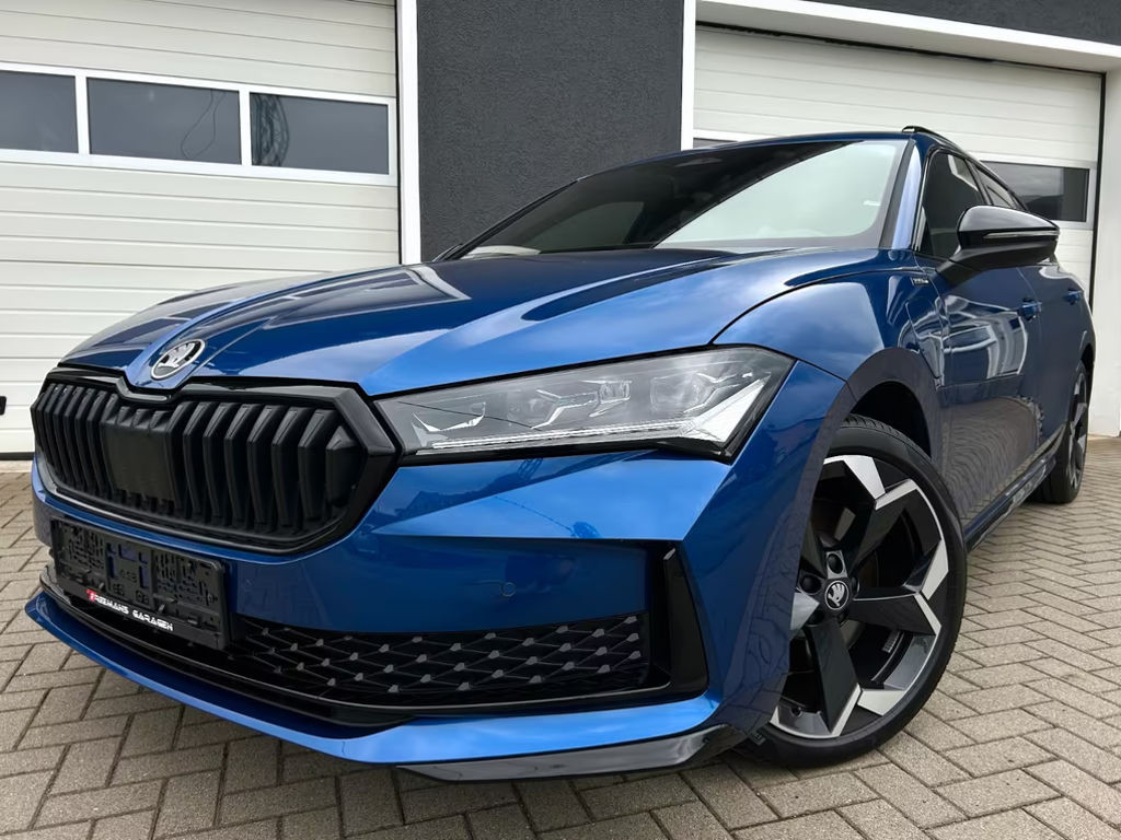 Skoda Superb Combi Sportline iV