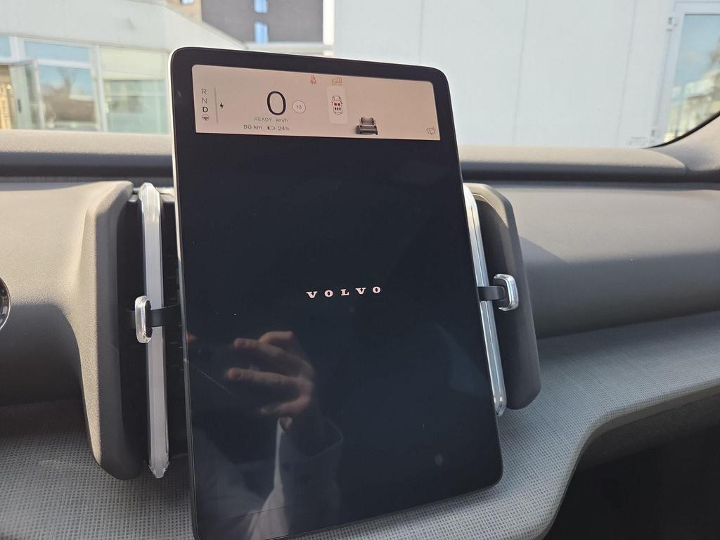 Volvo EX30