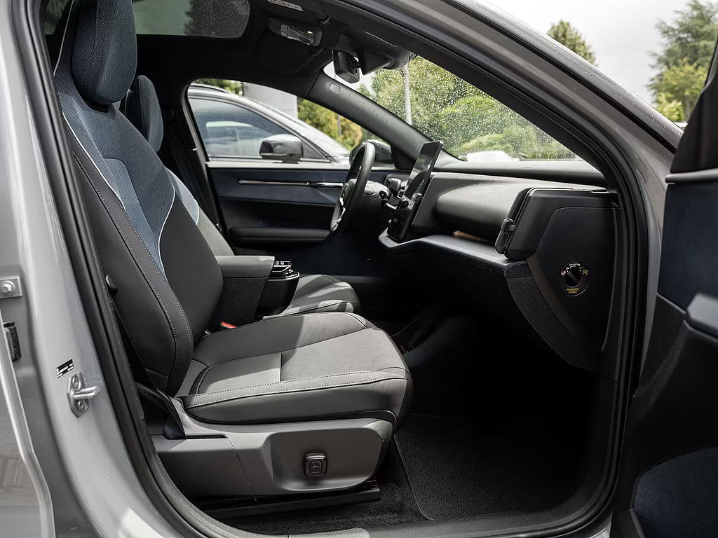 Volvo EX30
