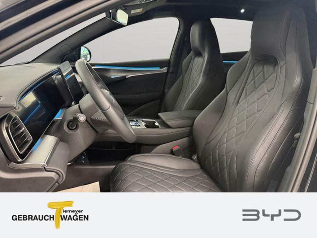 BYD Sealion 7