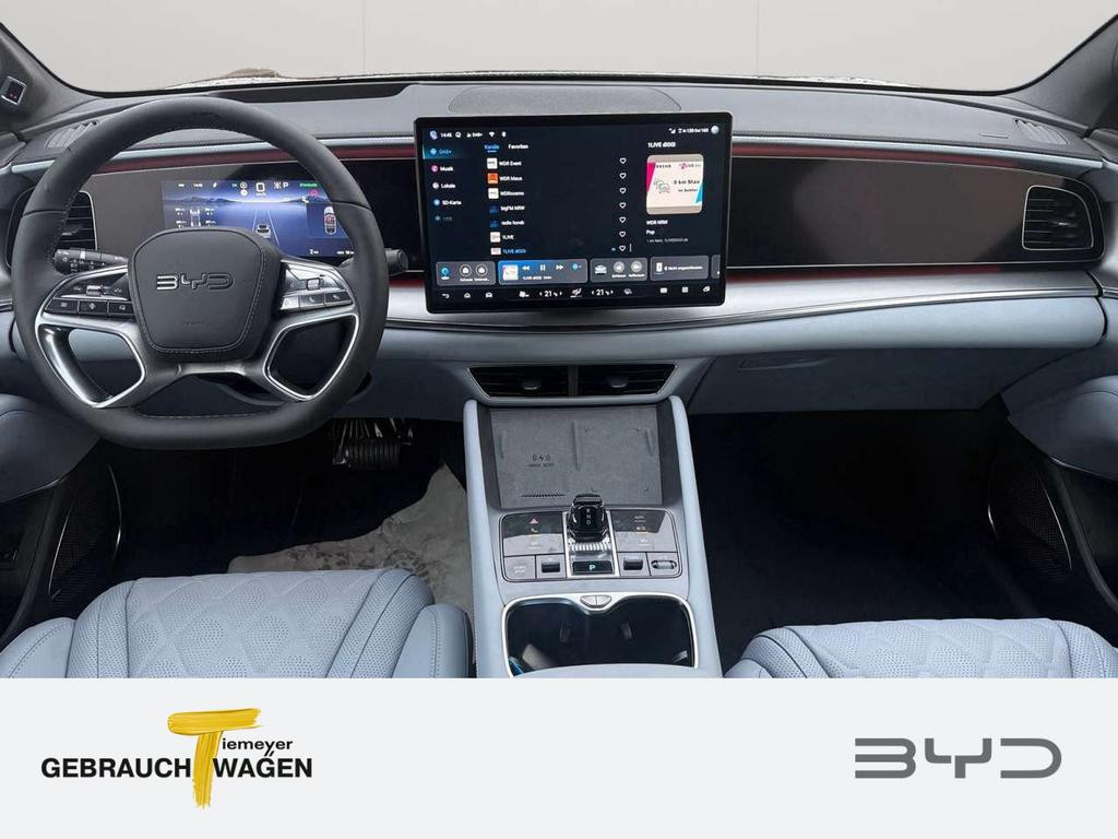 BYD Sealion 7