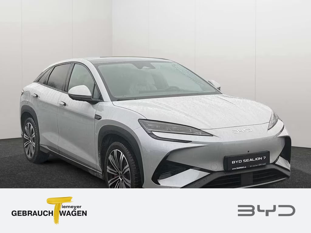 BYD Sealion 7