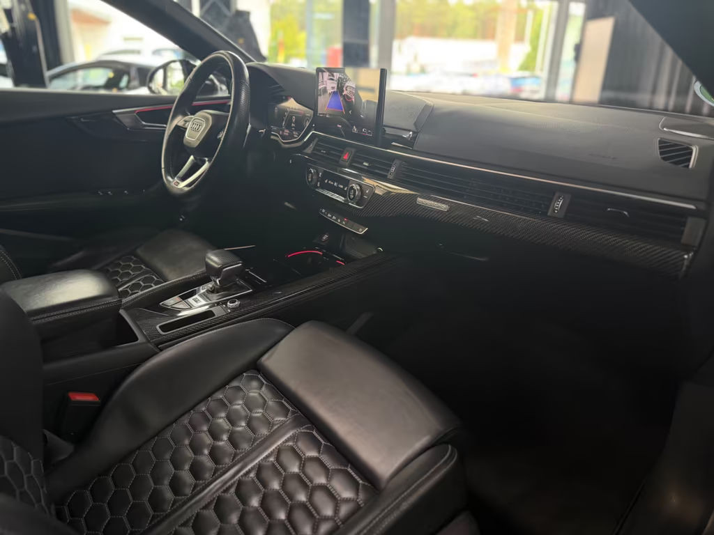 Audi RS5