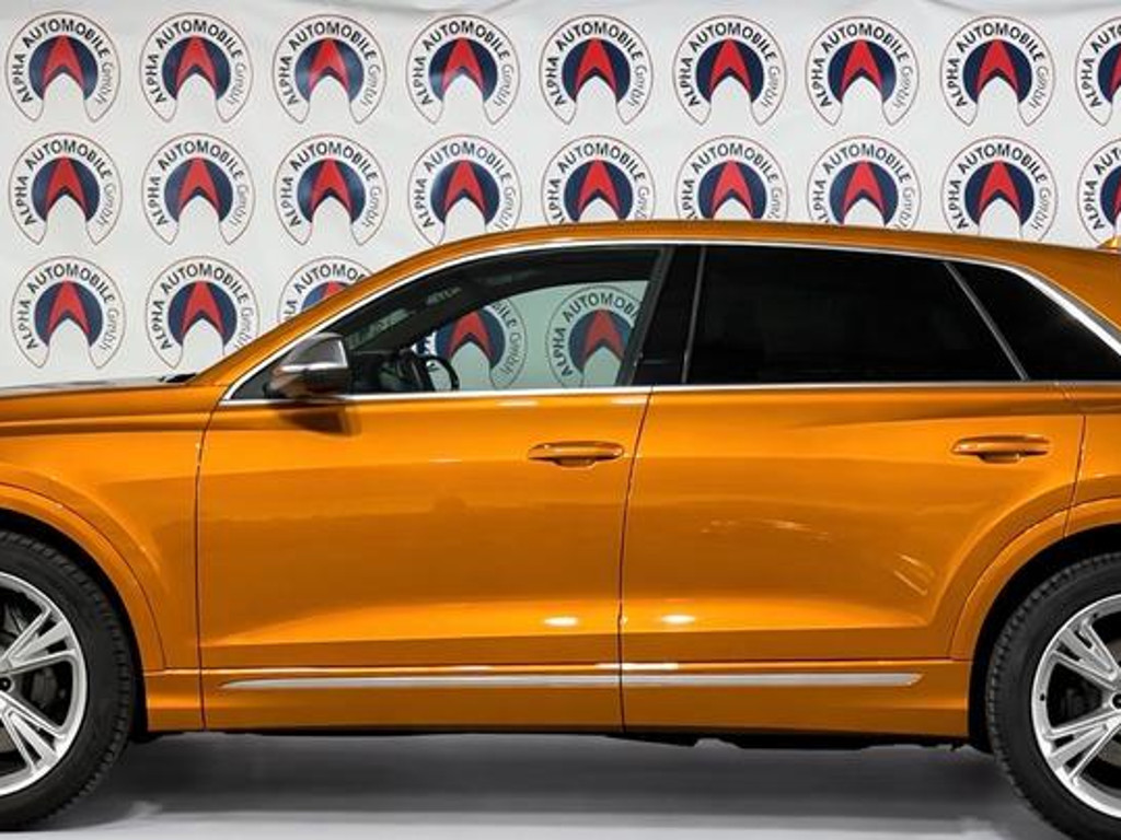 Audi SQ8