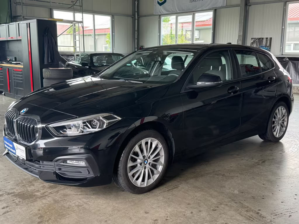 BMW 1 Serie 120 Advantage pakket Sedan 120d