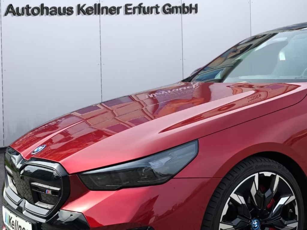BMW i5