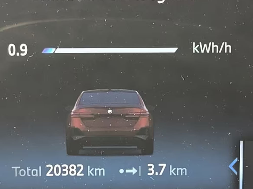 BMW i5