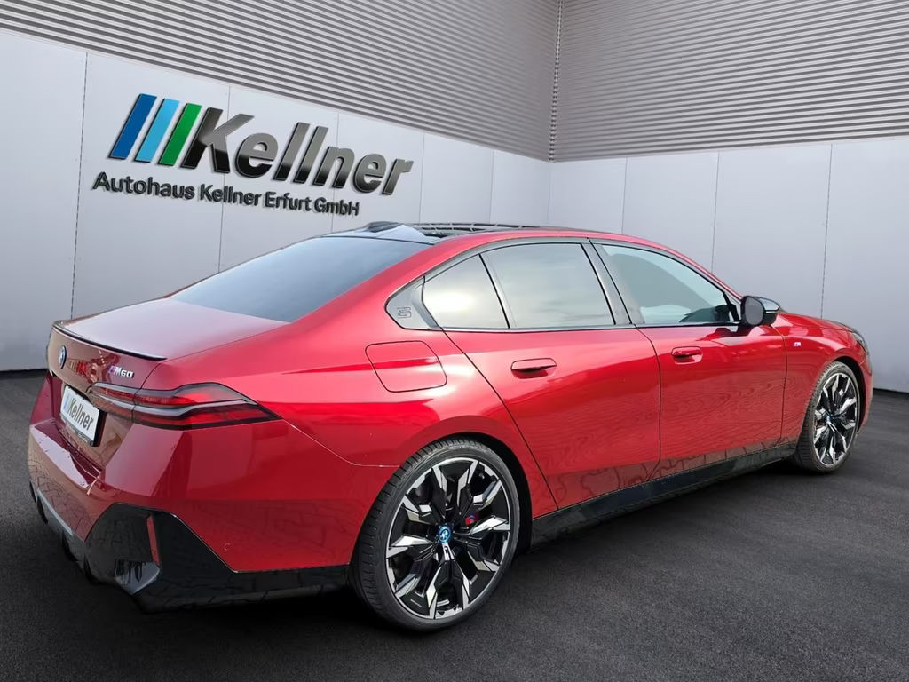 BMW i5