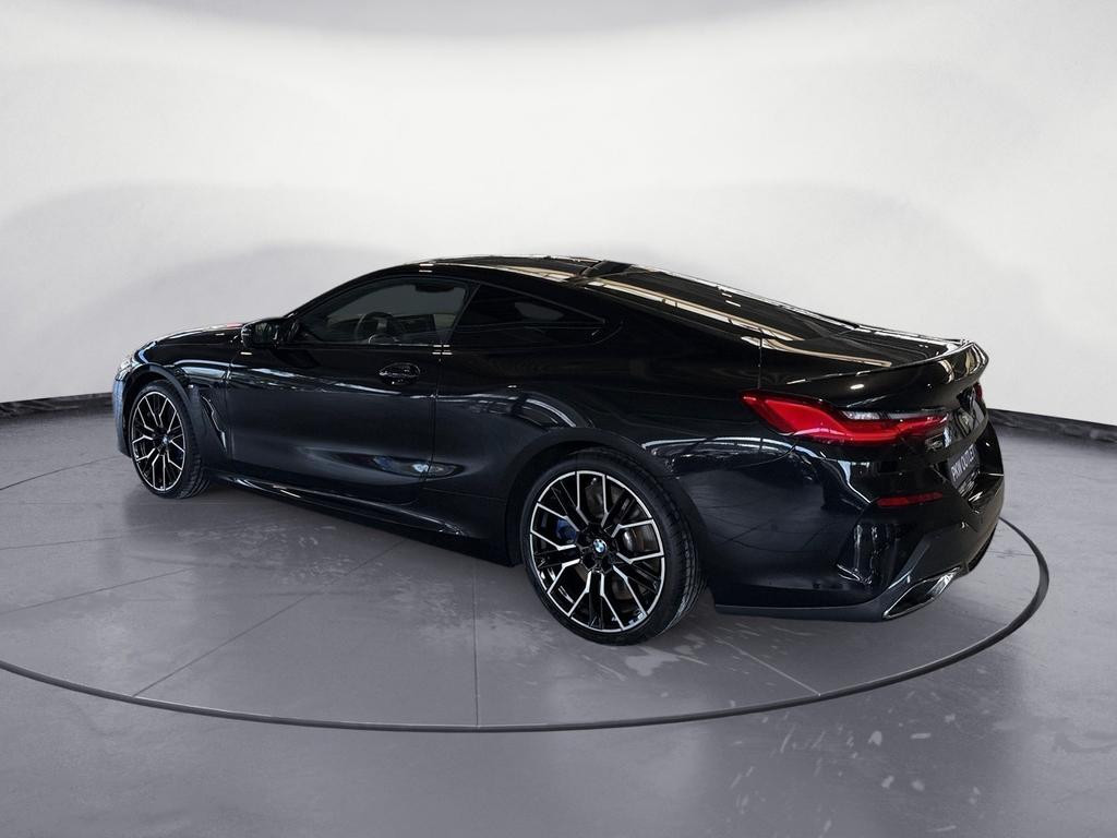 BMW M850