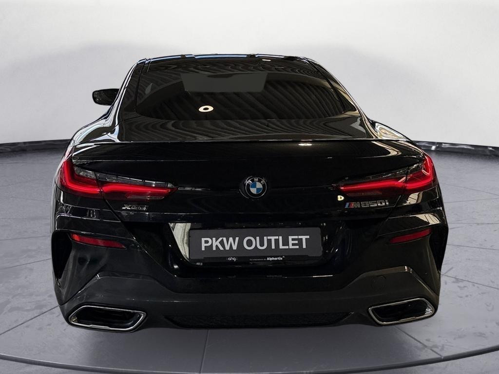 BMW M850