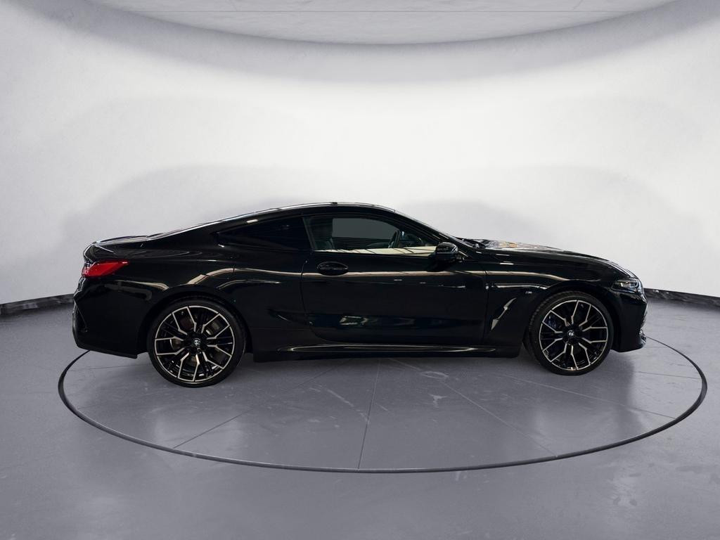 BMW M850